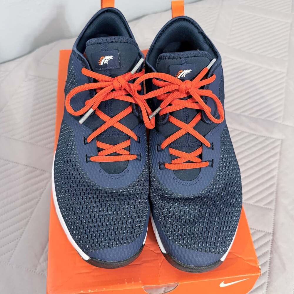 Nike Air Max Typha 2 NFL Denver Broncos Men's 12 Excellent Condition